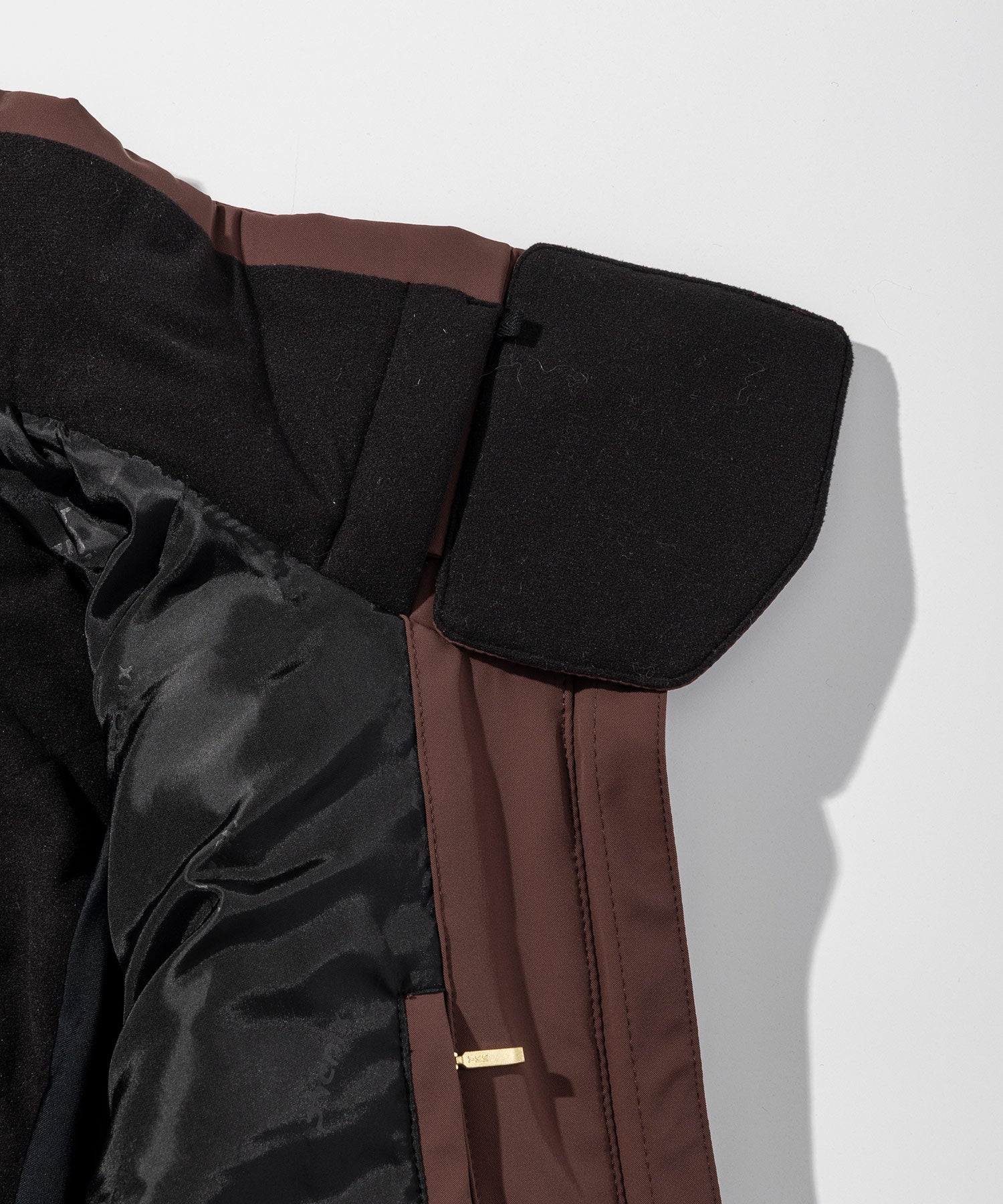 Futurism Stitching Jacket ESW26OT56
